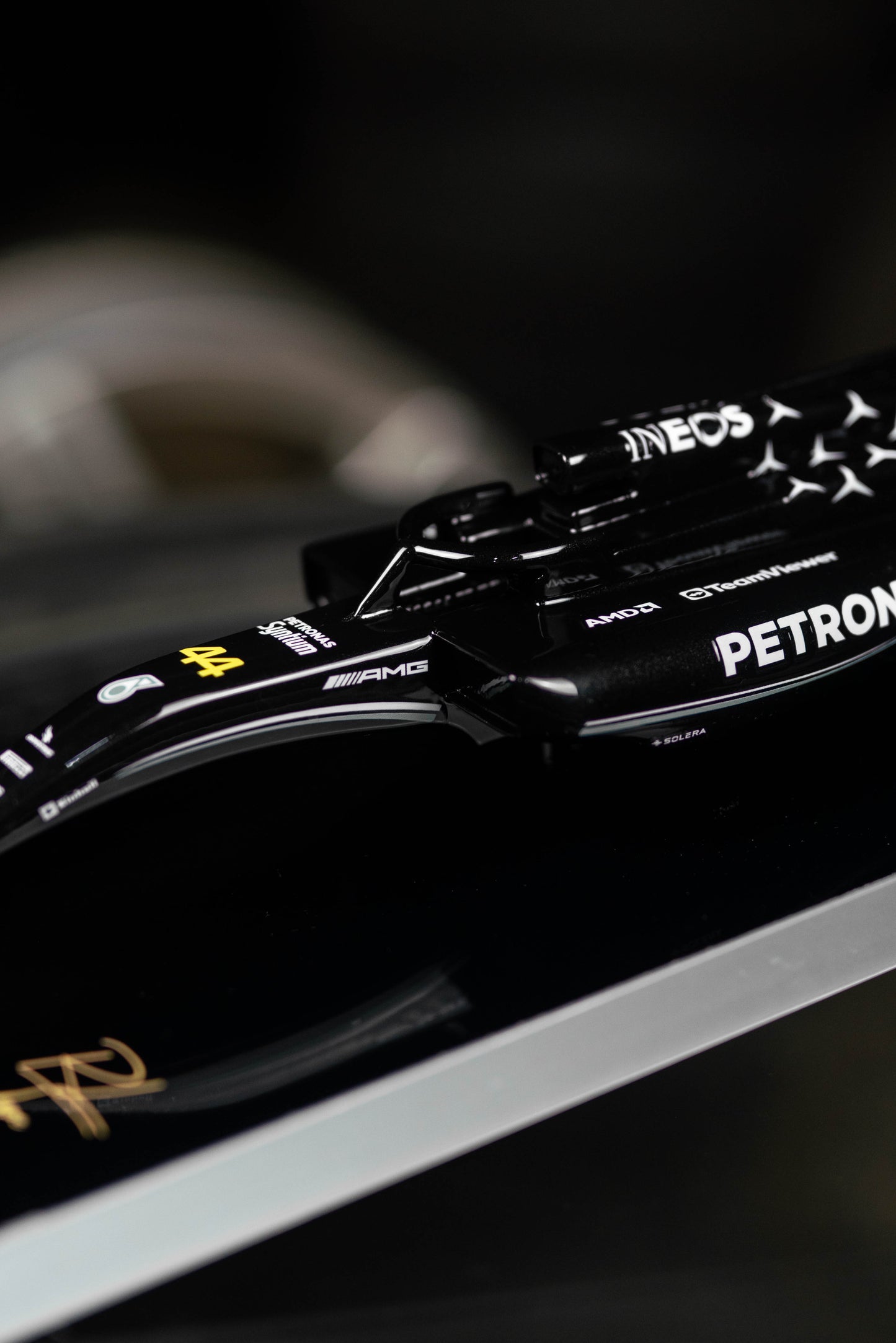 Miniatura RLType Mercedes 2023 W14 - Lewis Hamilton