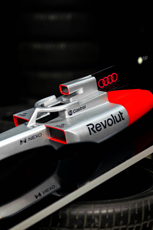 Modelo RLType Audi R26 - Gabriel Bortoleto