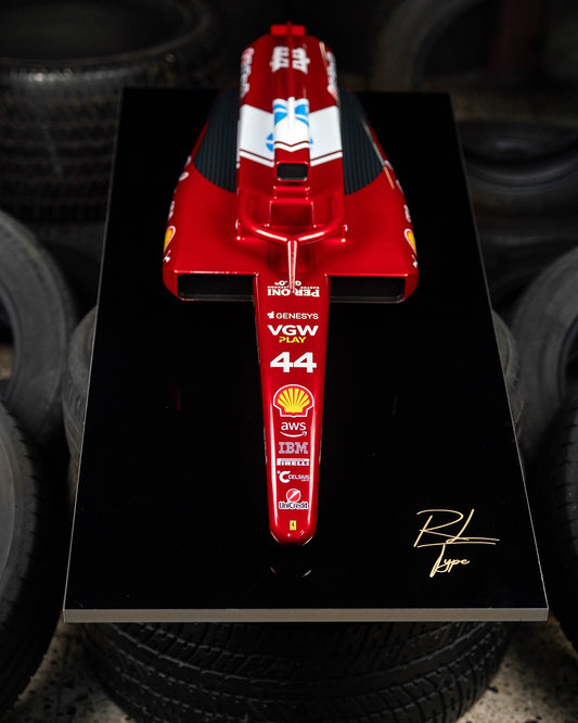 Modelo RLType 5.1 SF-25 - Lewis Hamilton